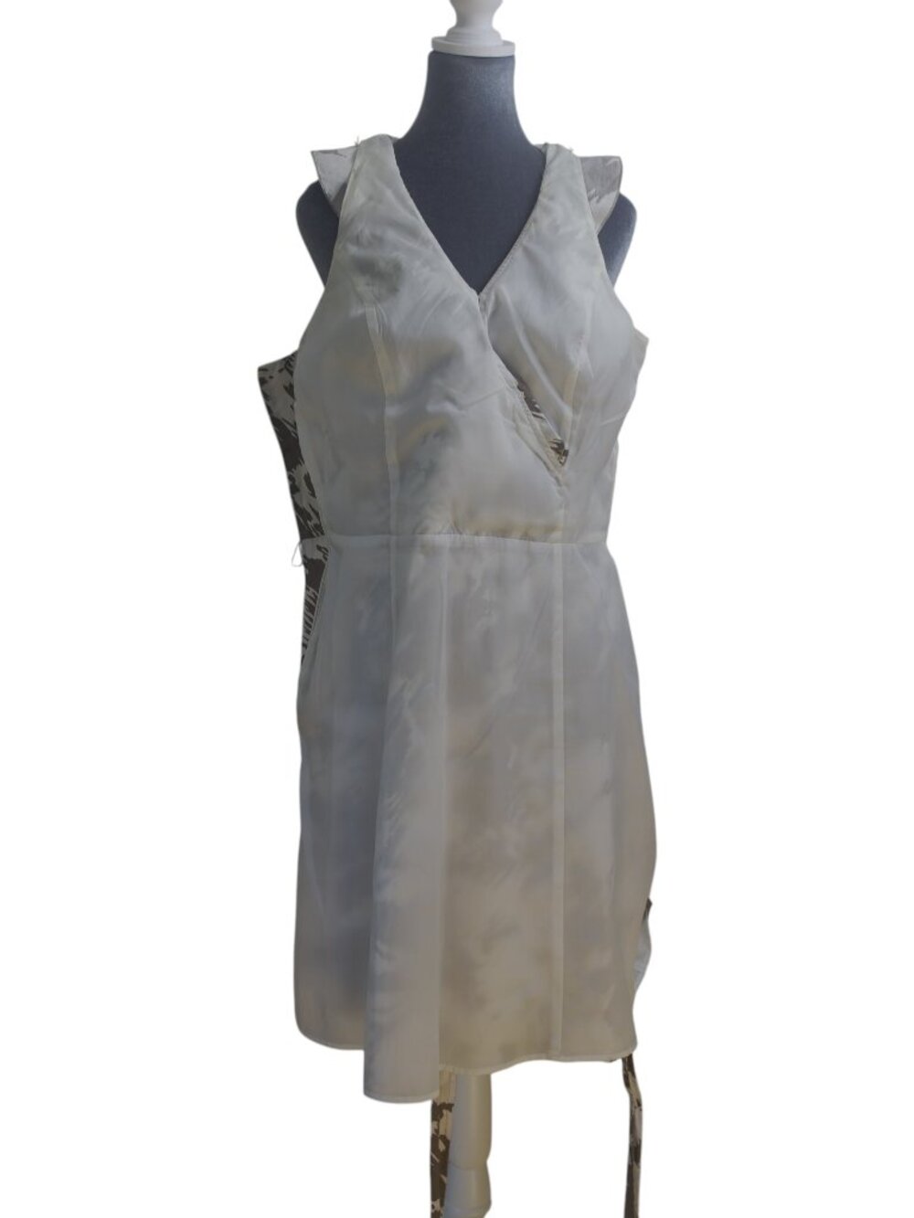 Ann Taylor Faux Wrap Fit & Flare Dress 14 Neutral Abstract Print Feminine EUC - Picture 11 of 15